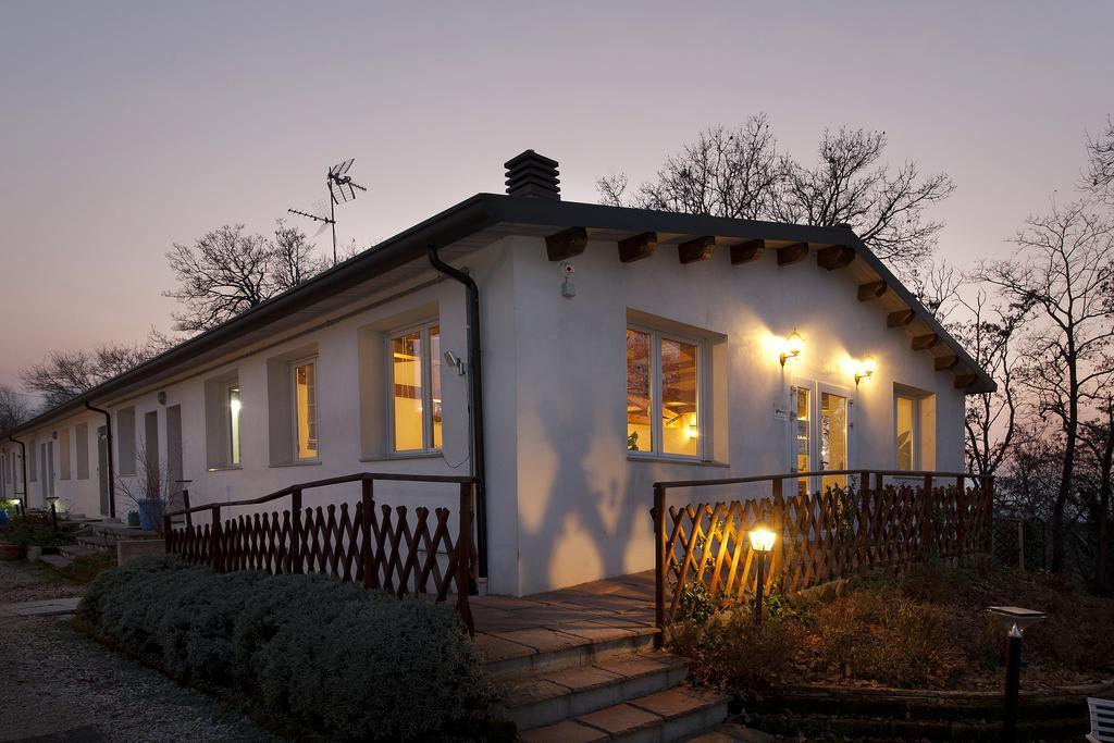 Agriturismo La Gironda Кастрокаро Терме Екстериор снимка